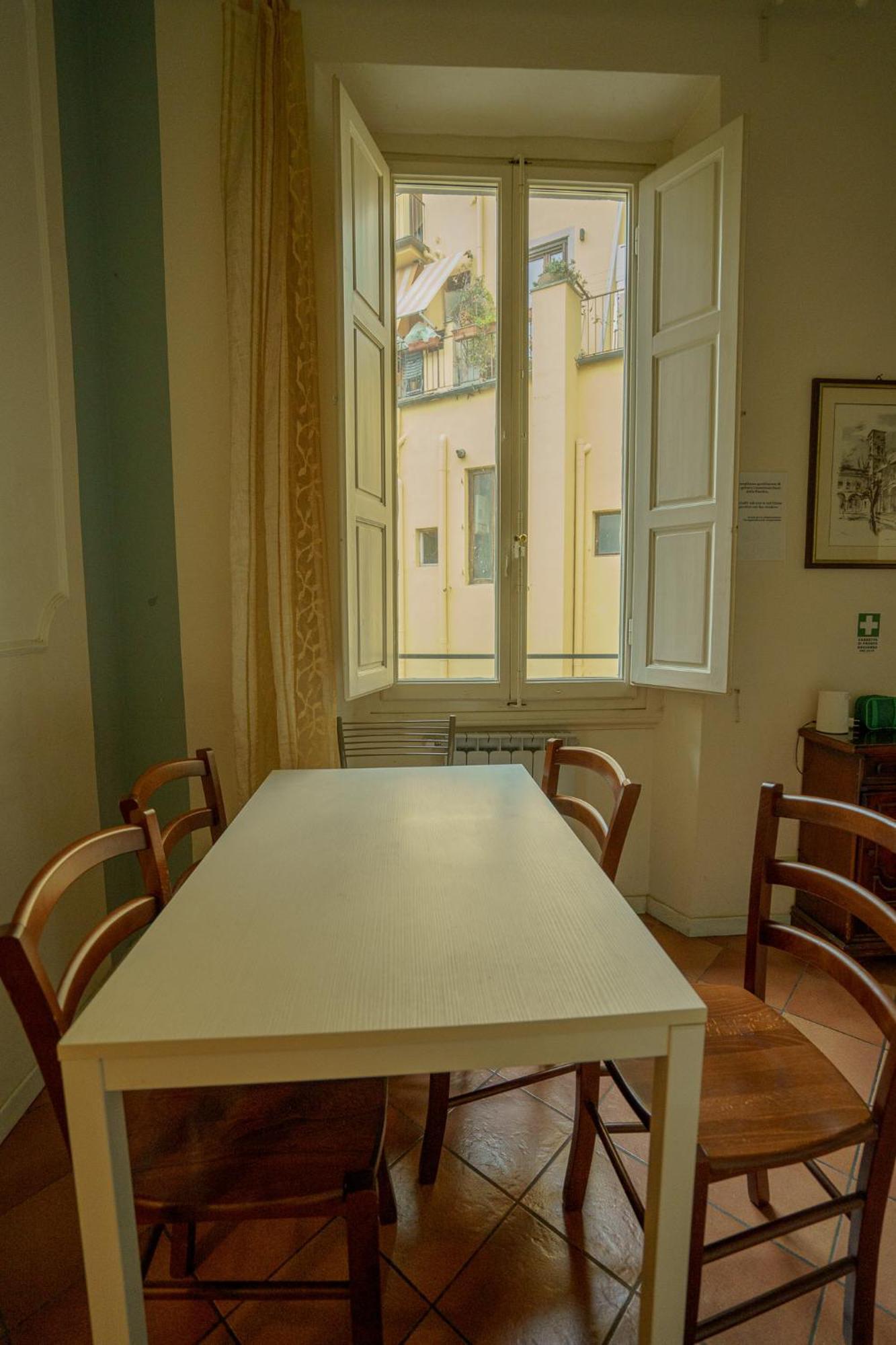 Tranquil Suite Near Museums And Train Station Florença Exterior foto